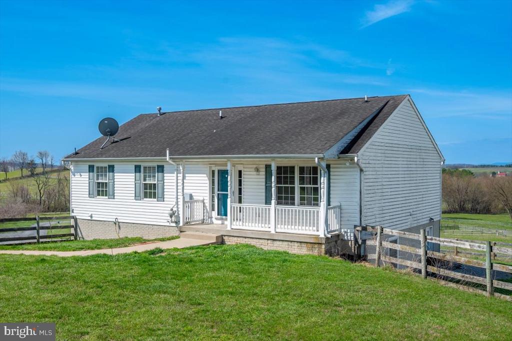 8960 ALBAUGH ROAD UPPER UNIT