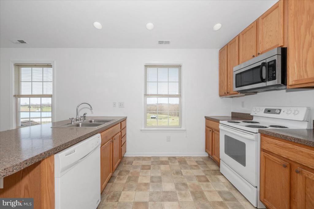 8960 ALBAUGH ROAD UPPER UNIT