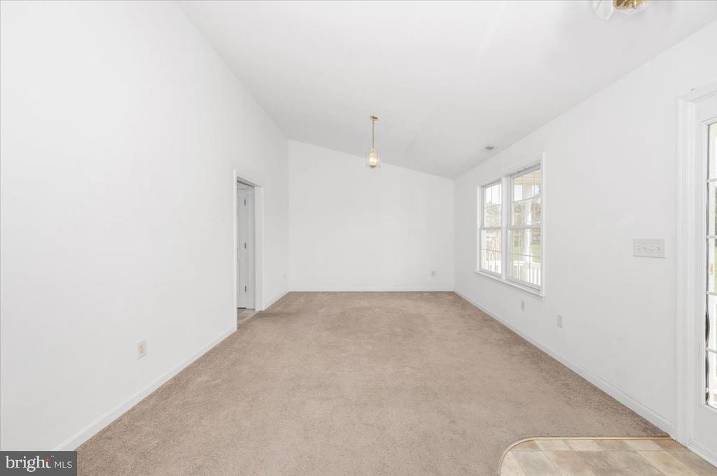 8960 ALBAUGH ROAD UPPER UNIT