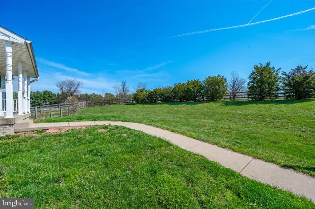 8960 ALBAUGH ROAD UPPER UNIT