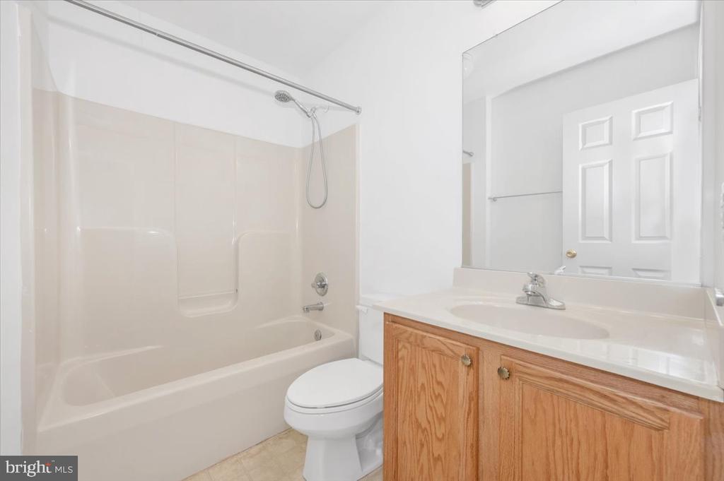 8960 ALBAUGH ROAD UPPER UNIT