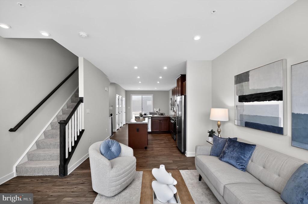 6638 BALLENGER RUN BOULEVARD