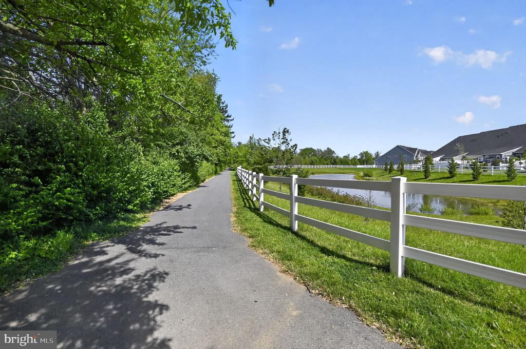 6638 BALLENGER RUN BOULEVARD