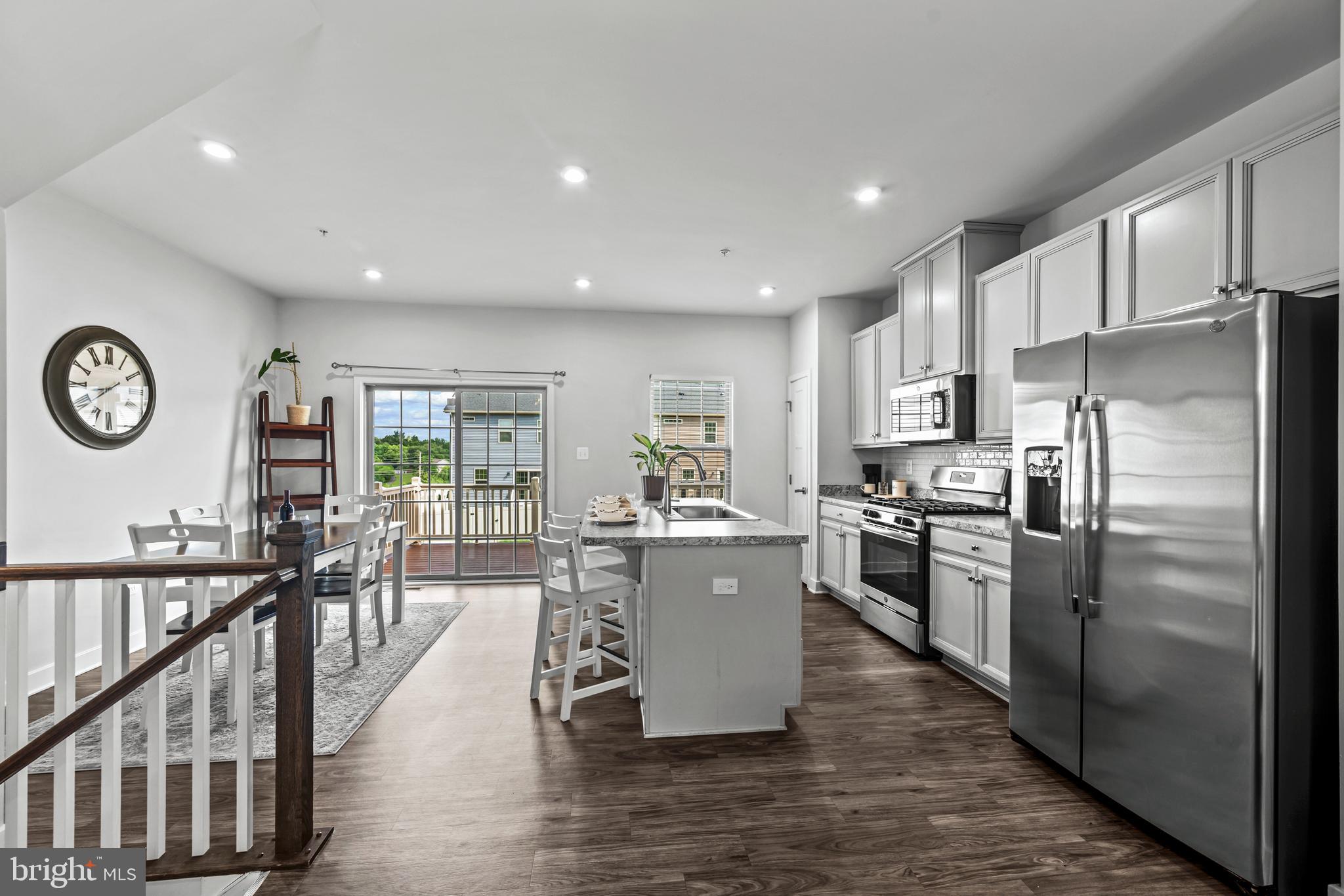 10702 LAMOKA LANE