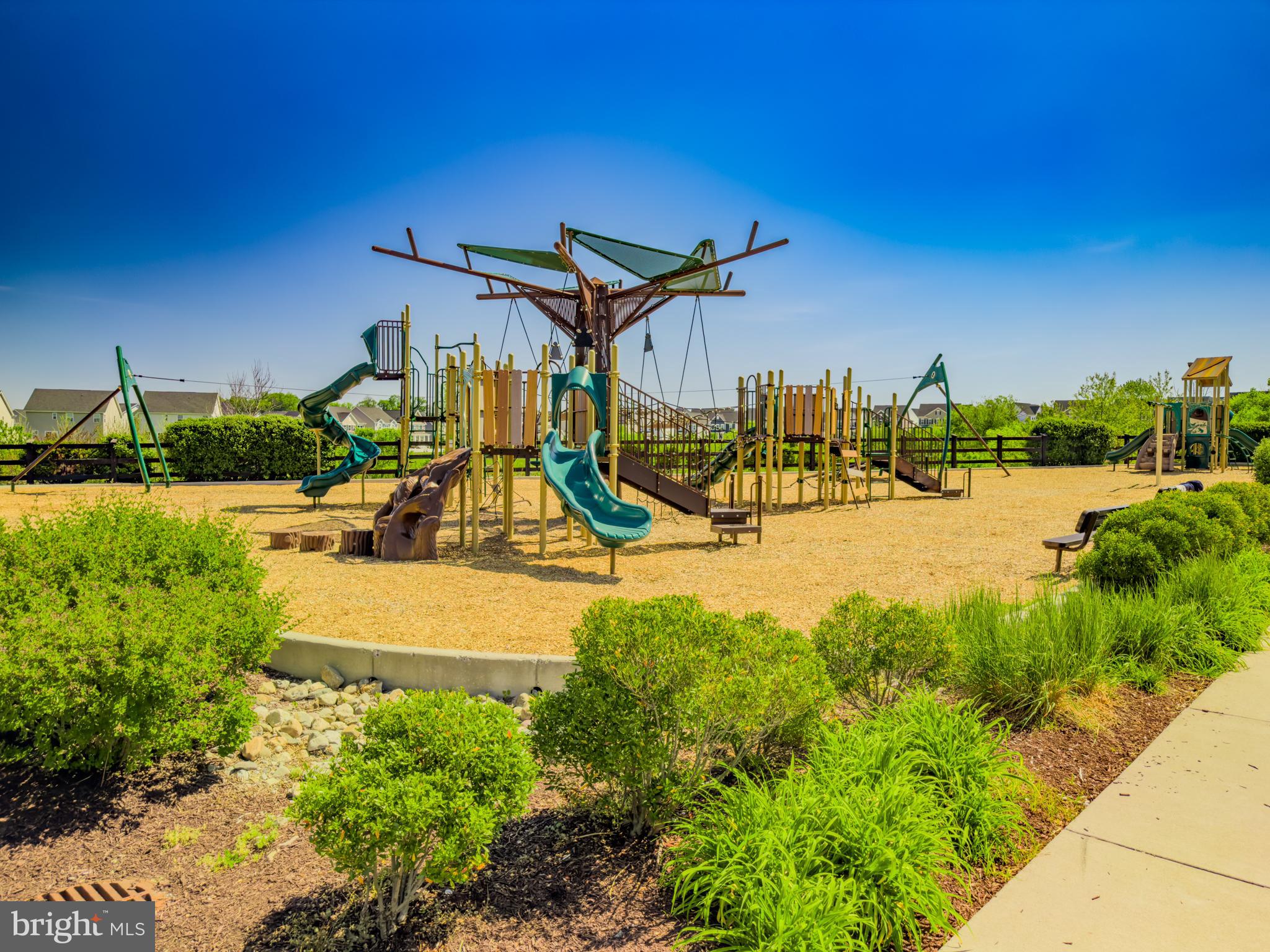 11058 EMERALD CROWN DRIVE