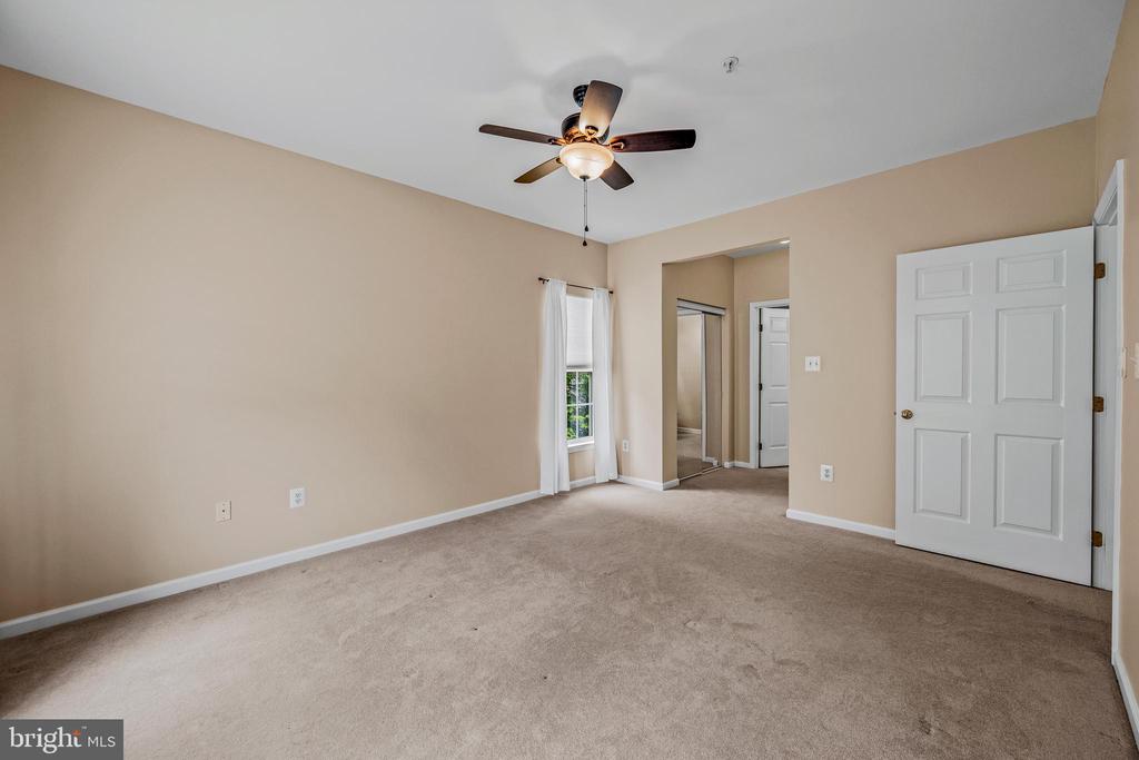 6220 GLEN VALLEY TERRACE 3G