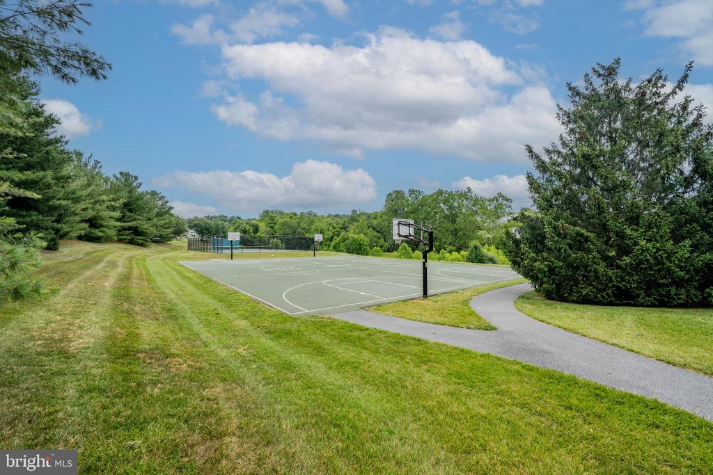 6220 GLEN VALLEY TERRACE 3G