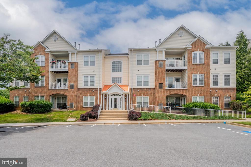 6220 GLEN VALLEY TERRACE 3G