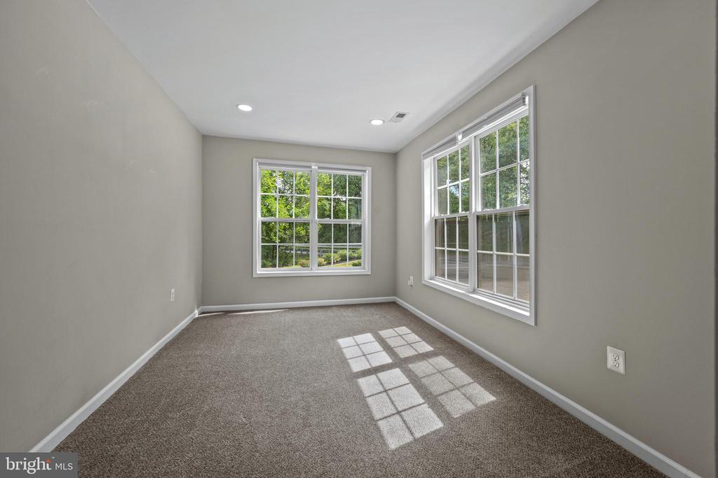 2816 BALLENGER CREEK PIKE