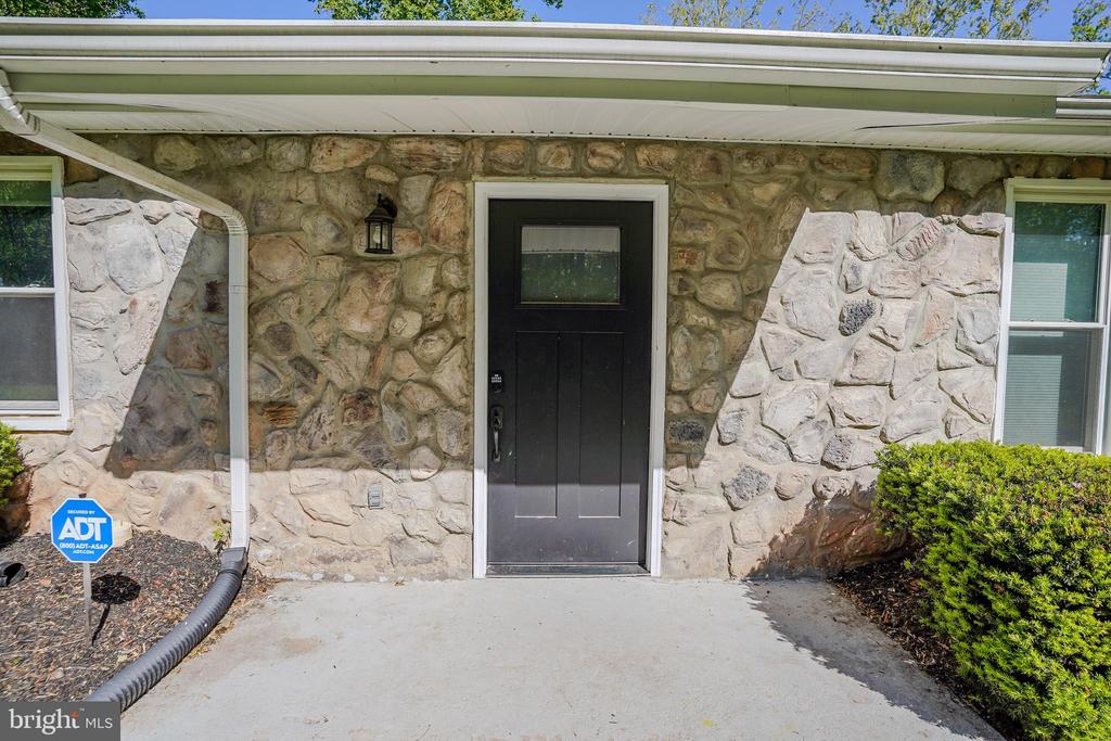 2816 BALLENGER CREEK PIKE
