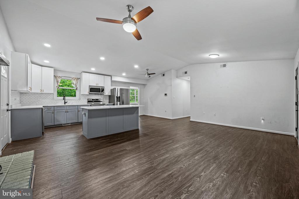 2816 BALLENGER CREEK PIKE