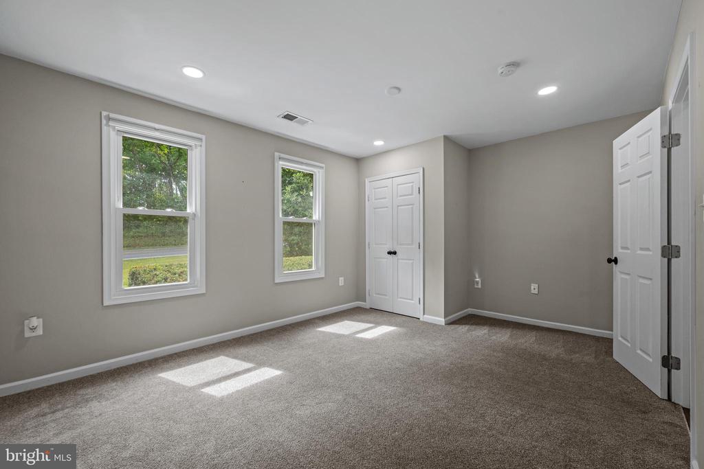 2816 BALLENGER CREEK PIKE