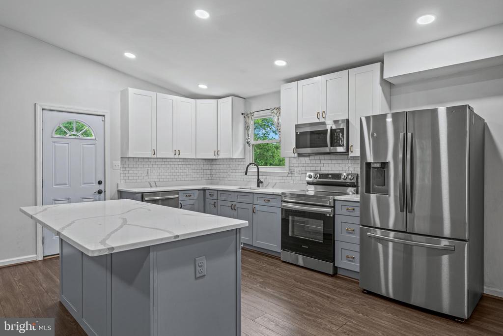 2816 BALLENGER CREEK PIKE