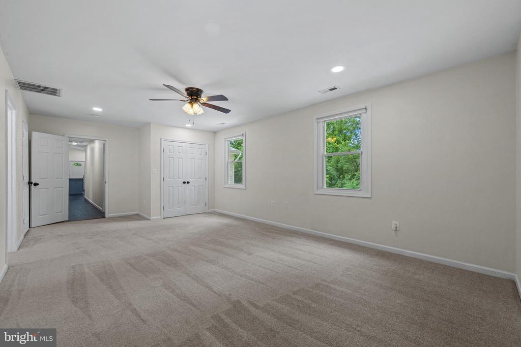 2816 BALLENGER CREEK PIKE