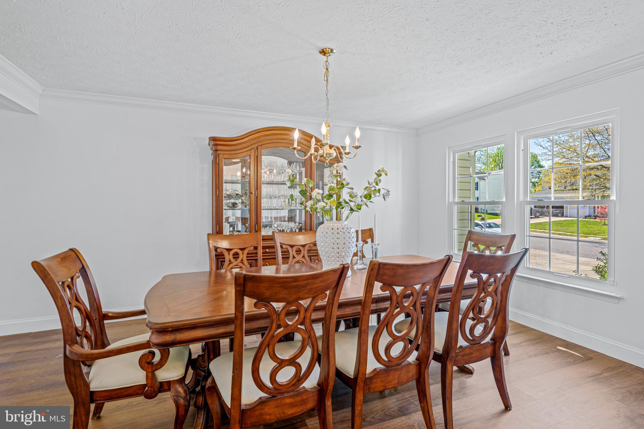 207 Holstein Ct