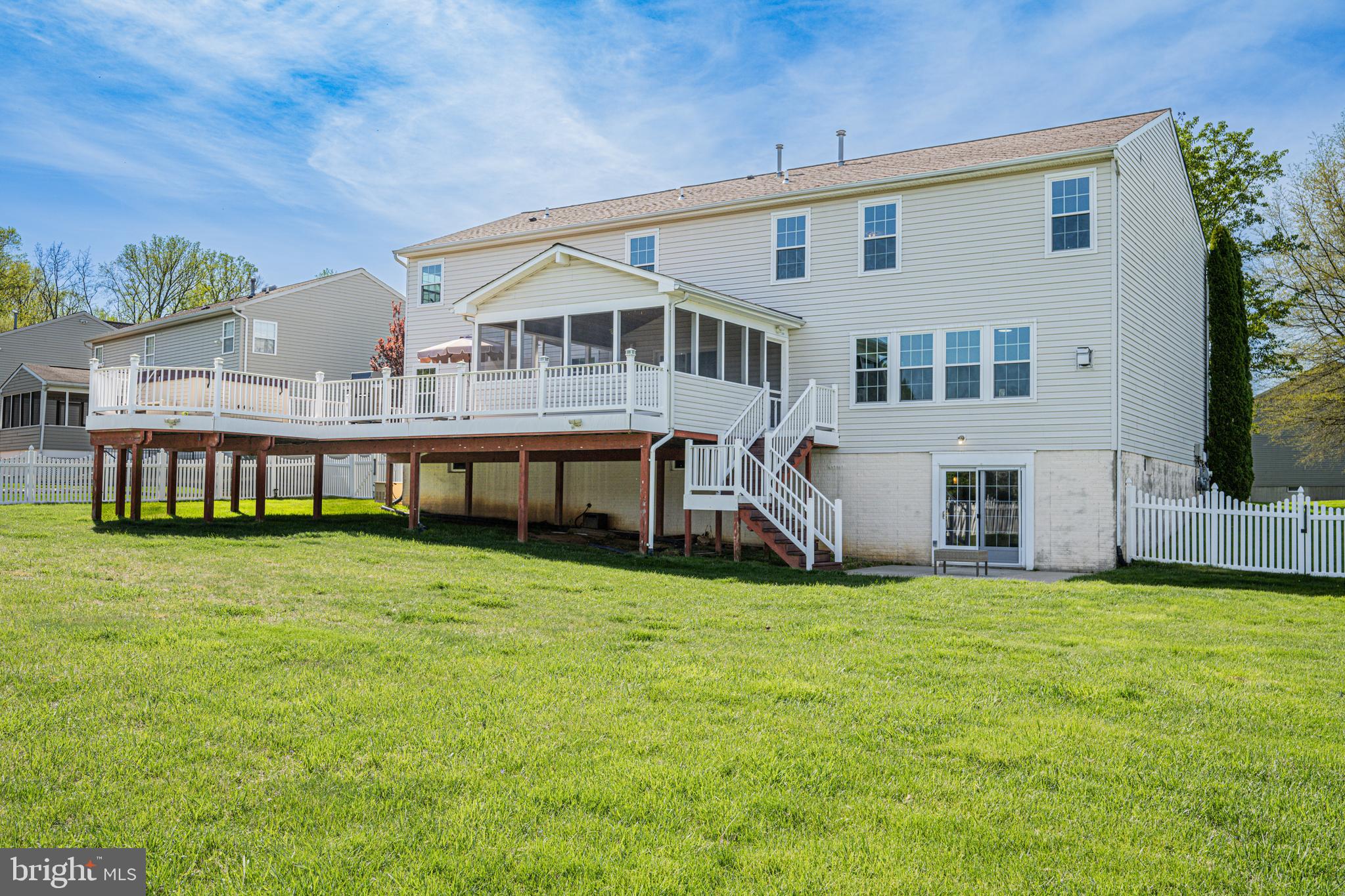 207 Holstein Ct