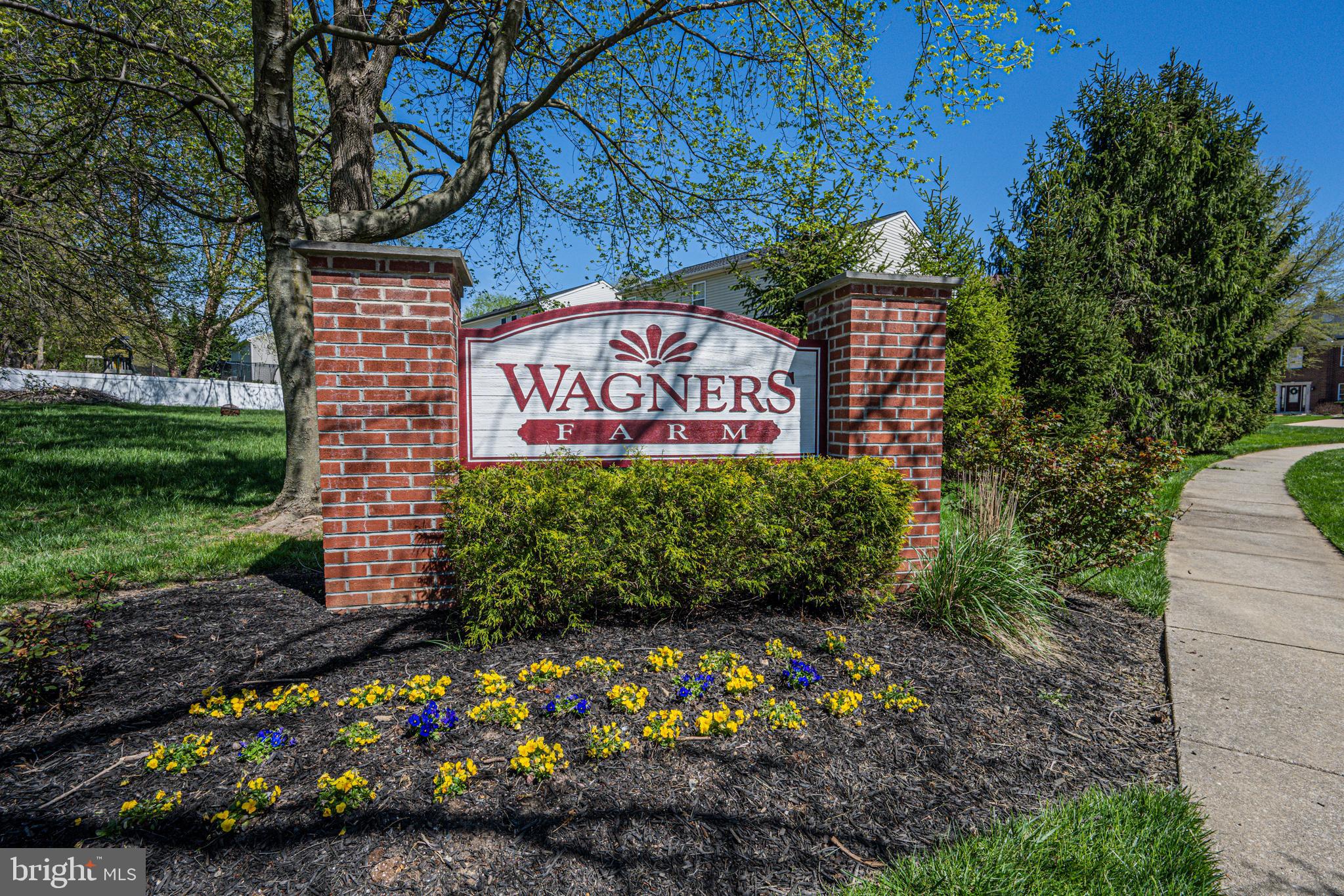 207 Holstein Ct