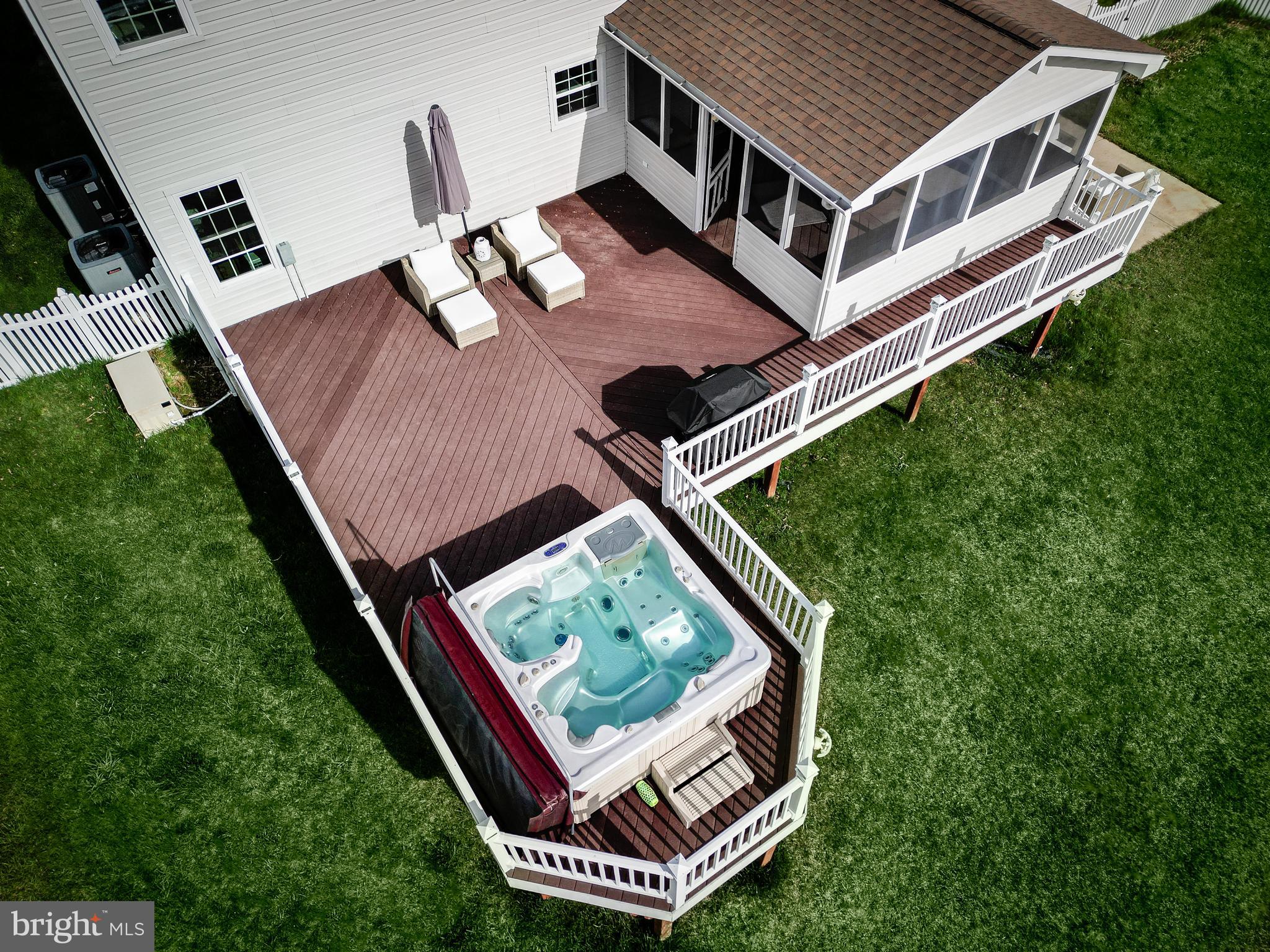 207 Holstein Ct