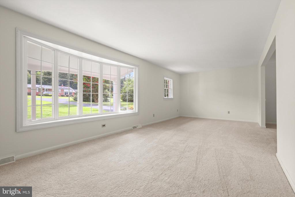 2402 BEVERLY DRIVE