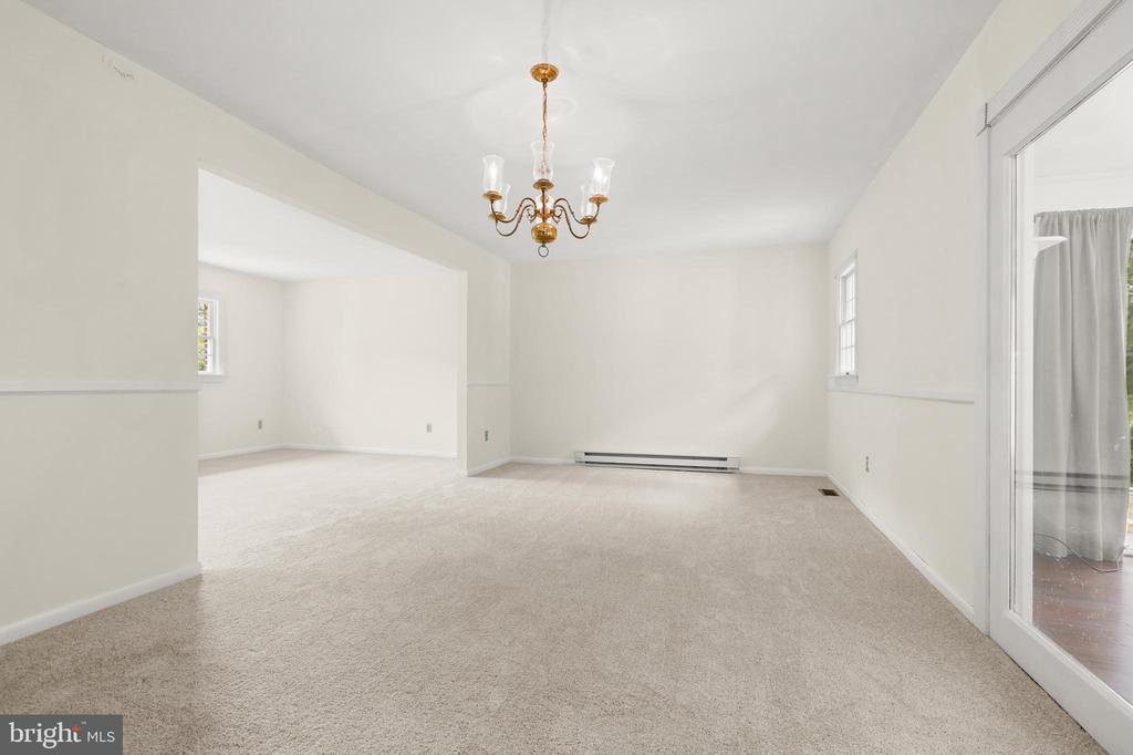 2402 BEVERLY DRIVE