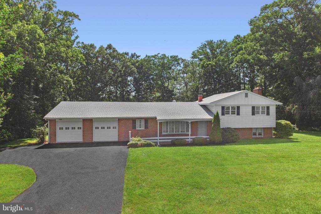 2402 BEVERLY DRIVE