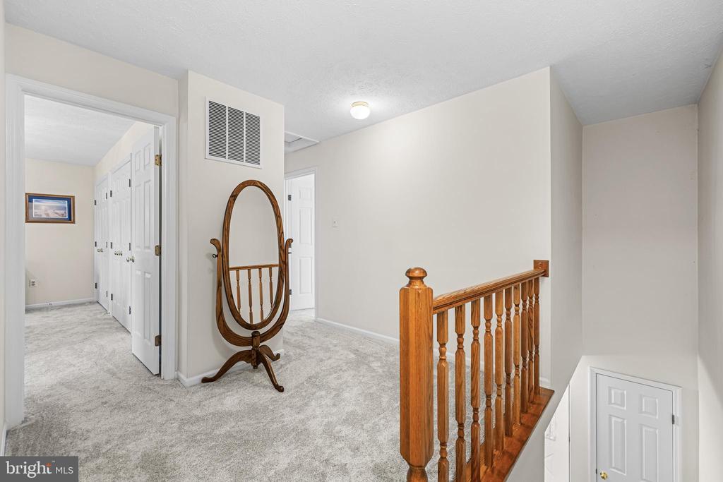 900 HAMBURG DRIVE