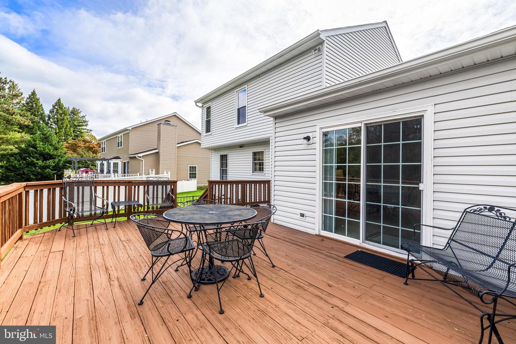 900 HAMBURG DRIVE