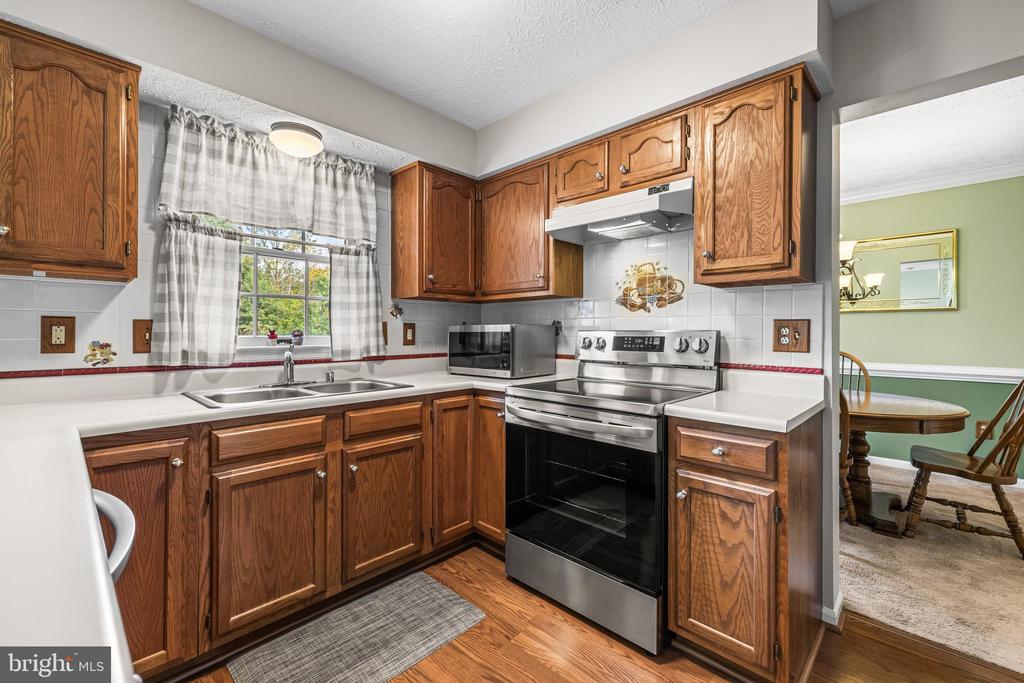 900 HAMBURG DRIVE