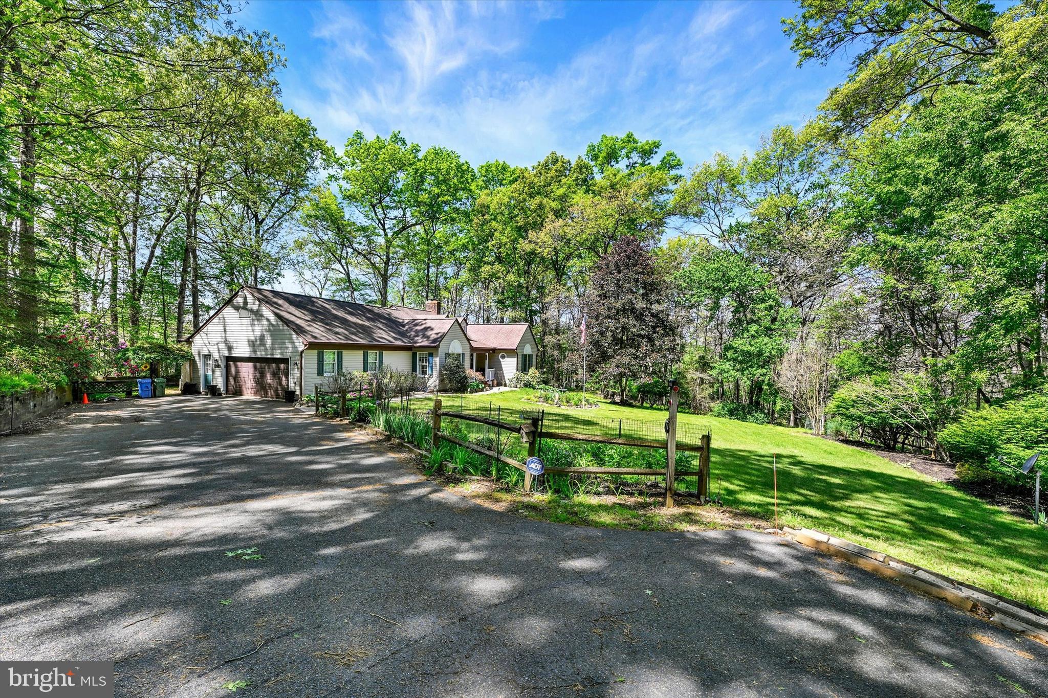 3213 GREEN ROAD