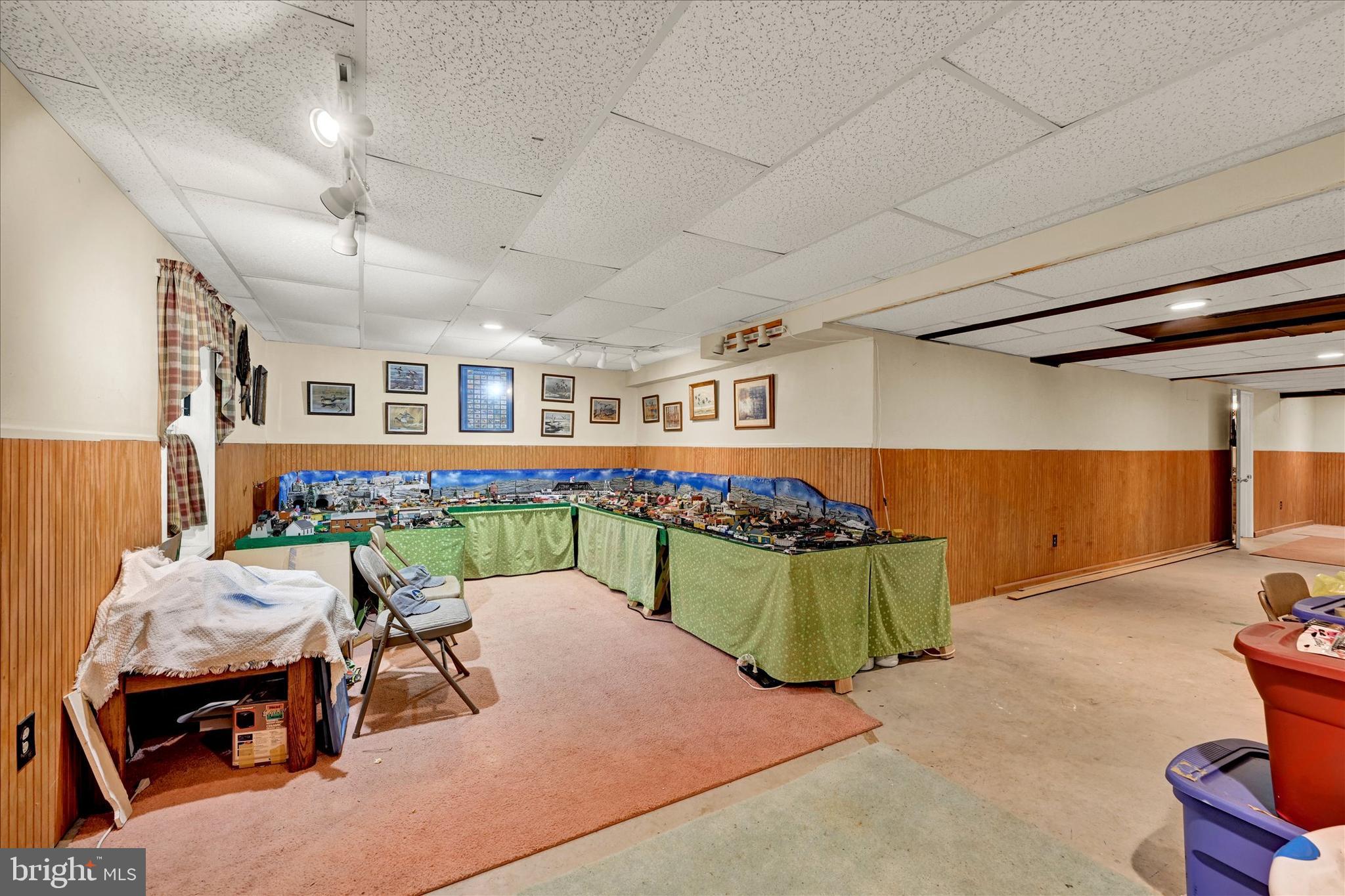 3213 GREEN ROAD