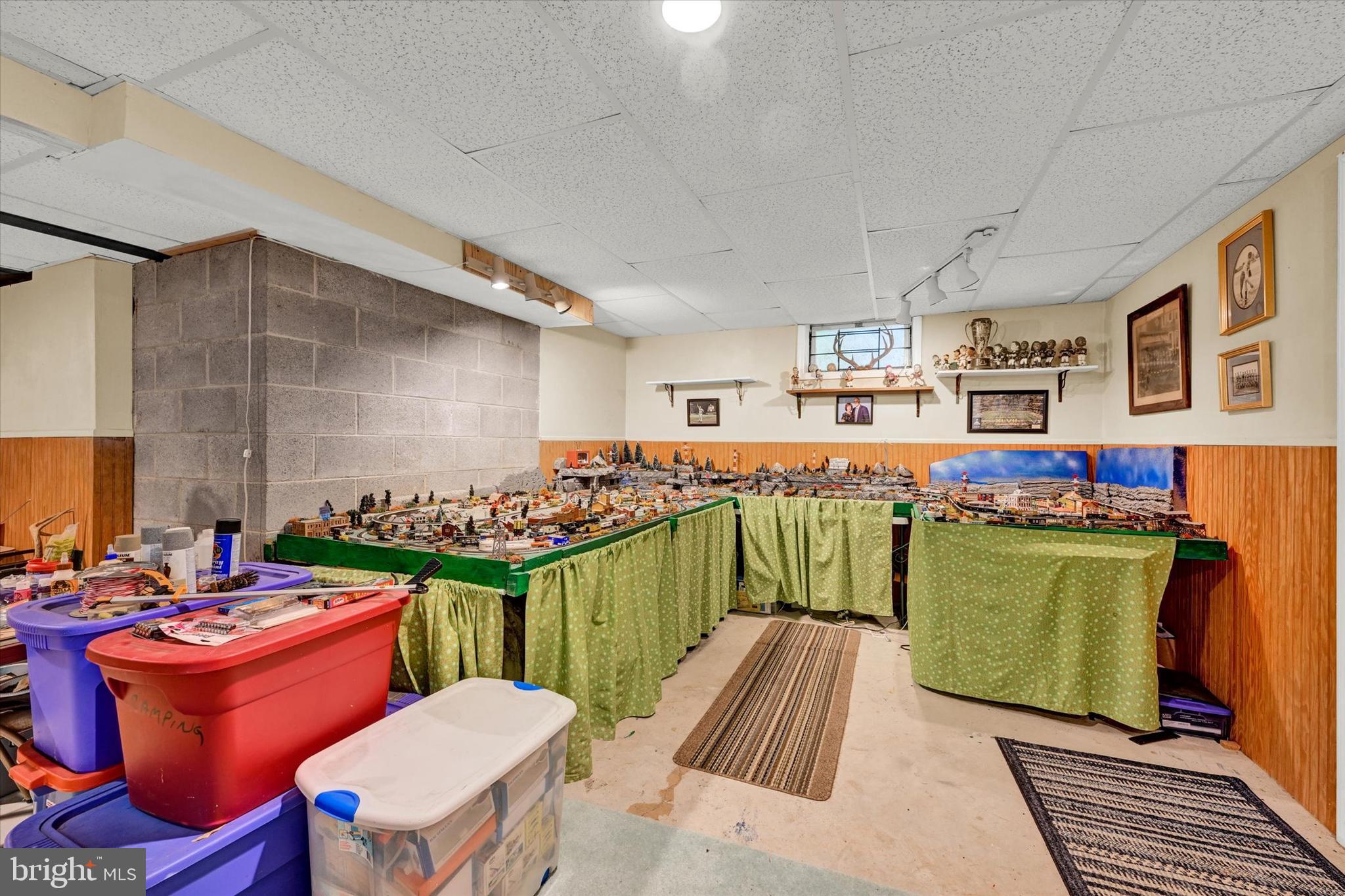 3213 GREEN ROAD
