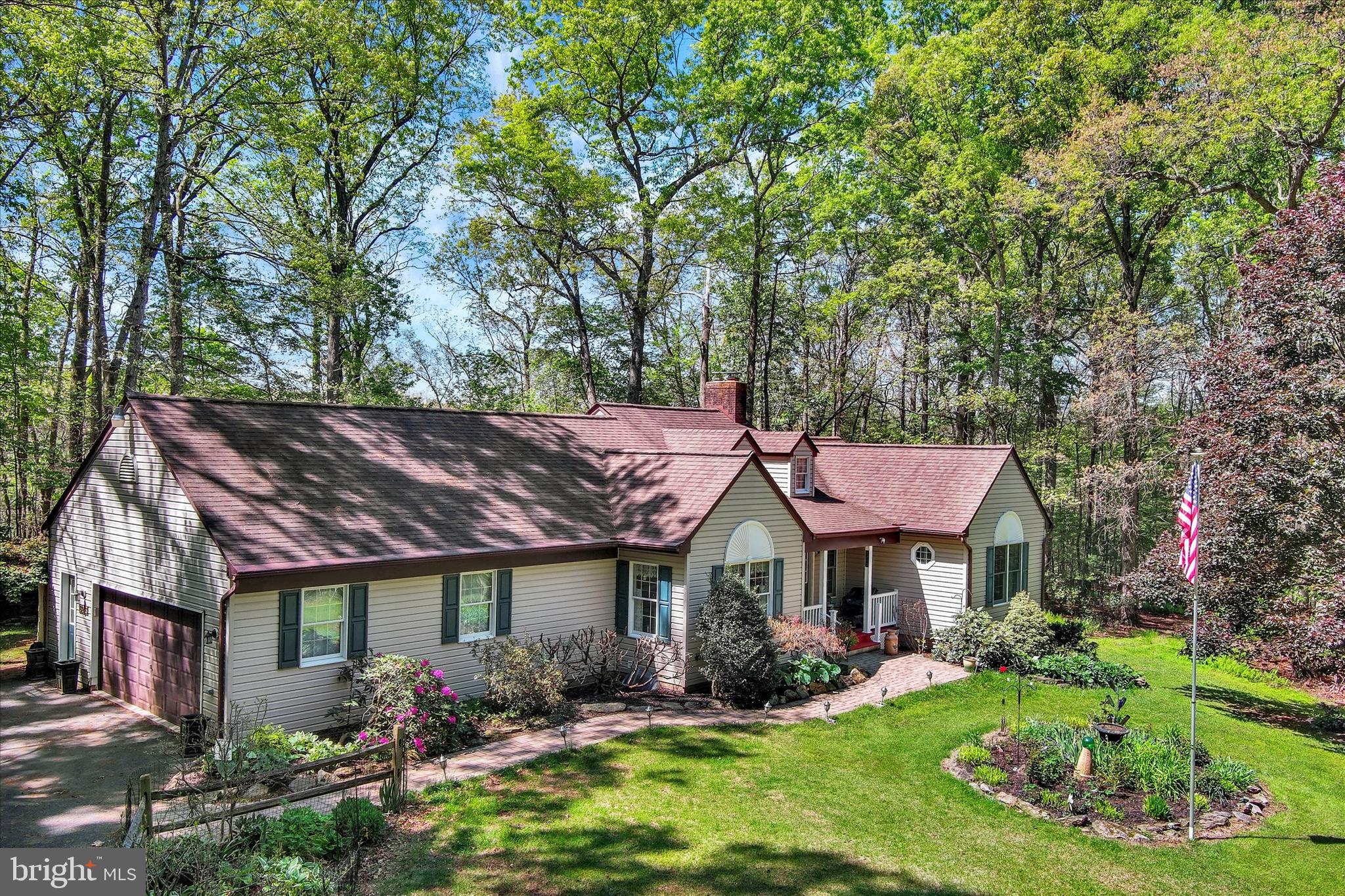 3213 GREEN ROAD
