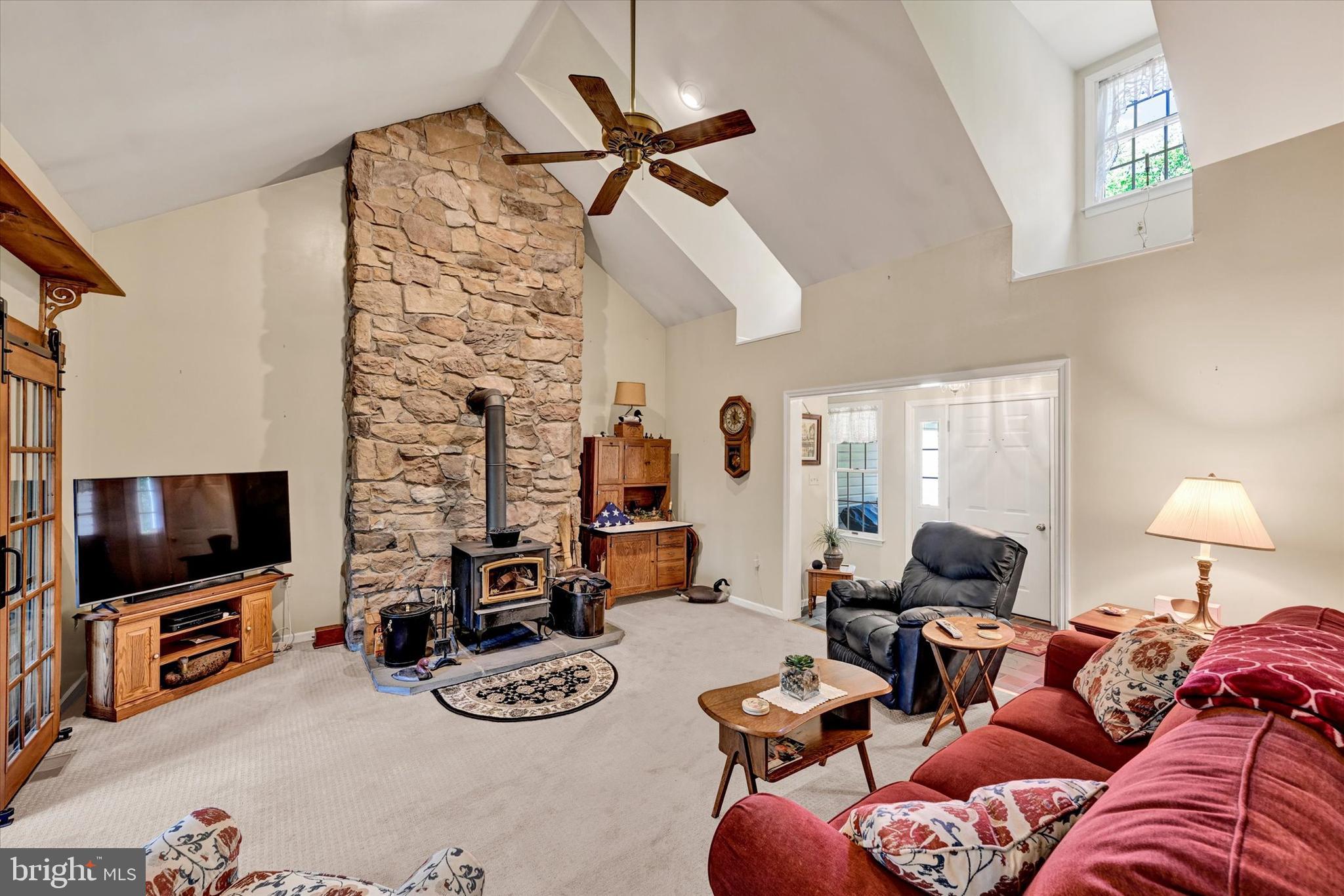 3213 GREEN ROAD