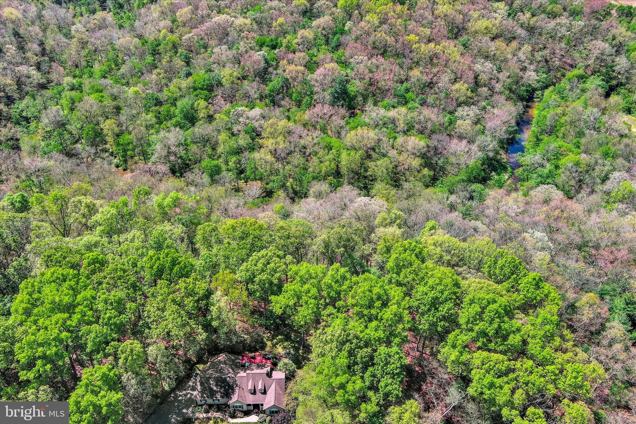 3213 GREEN ROAD