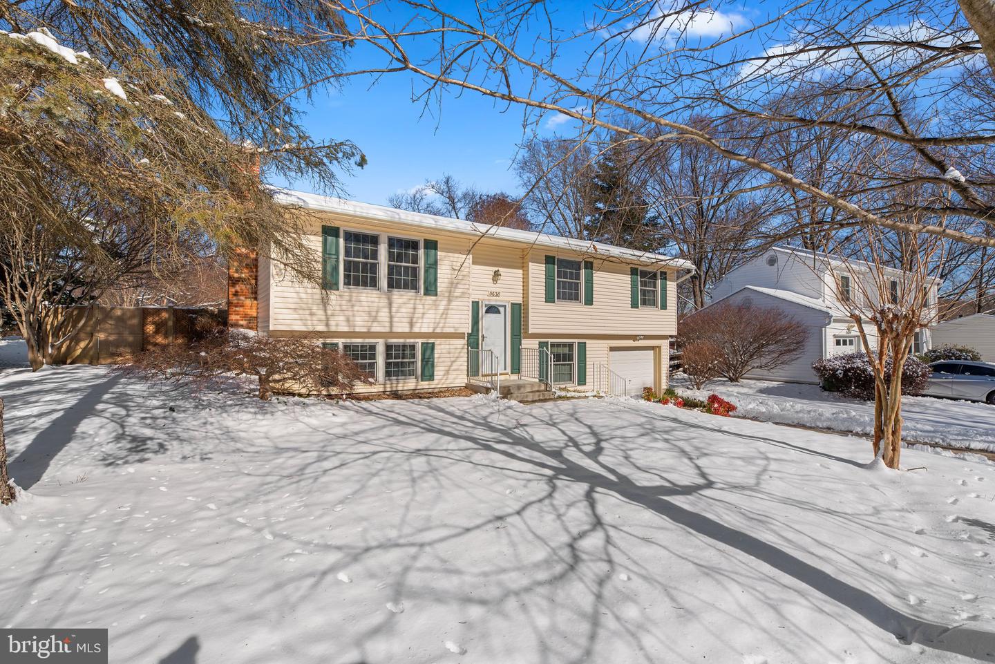 5638 Sheerock Court