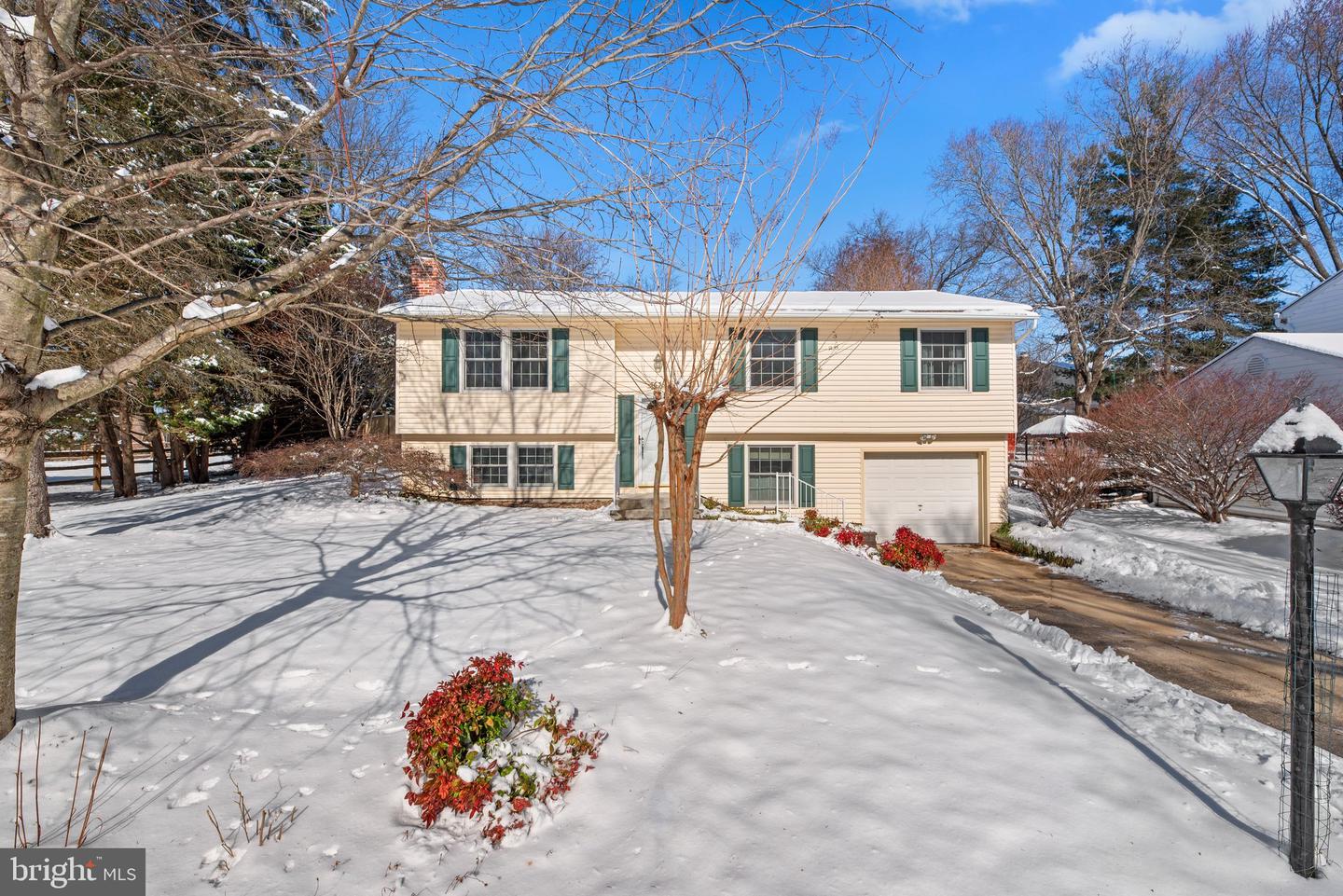 5638 Sheerock Court