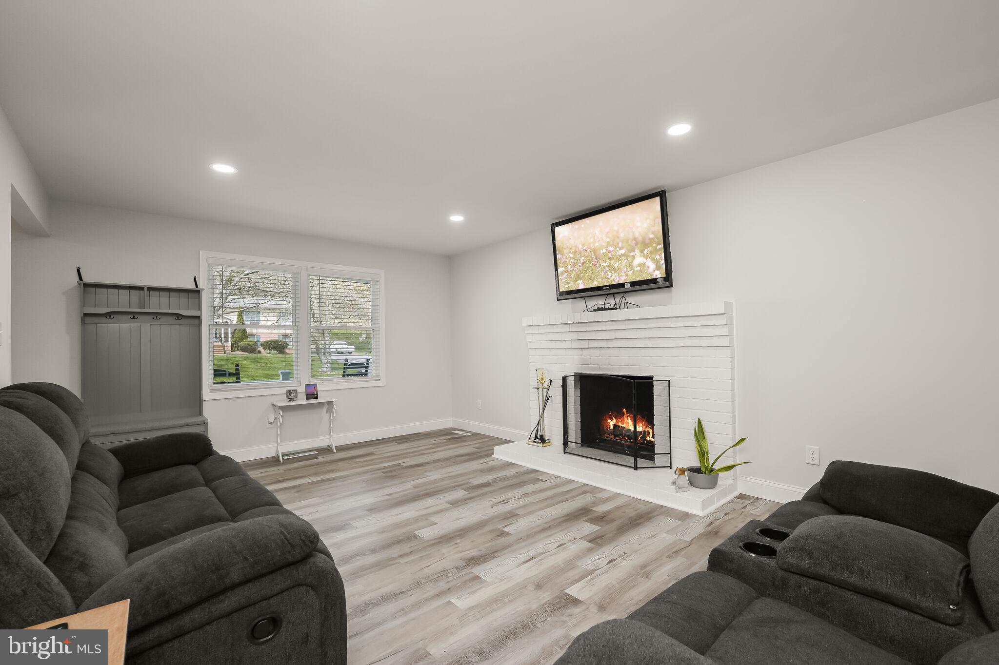 2613 Jonathan Rd