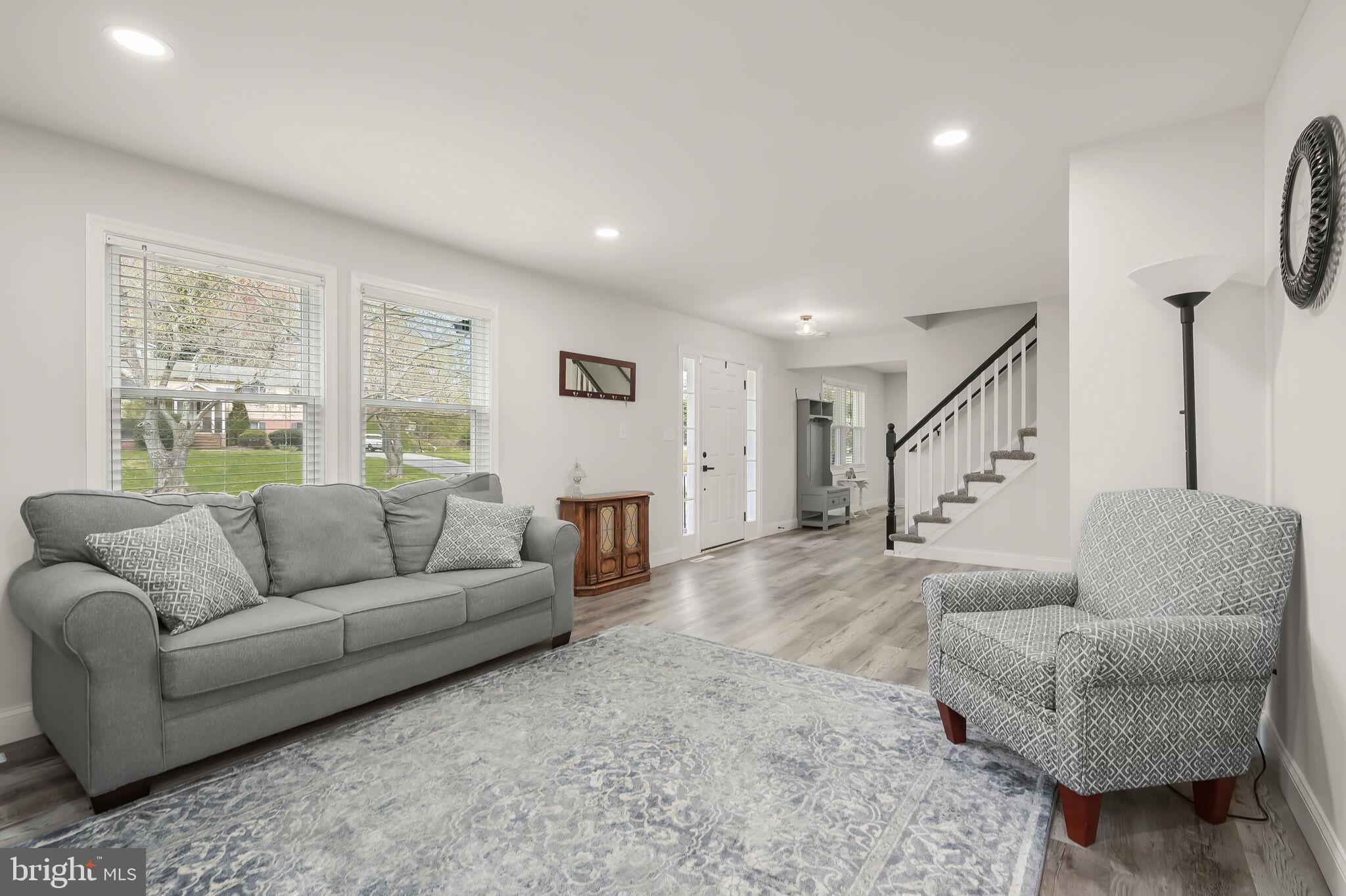 2613 Jonathan Rd