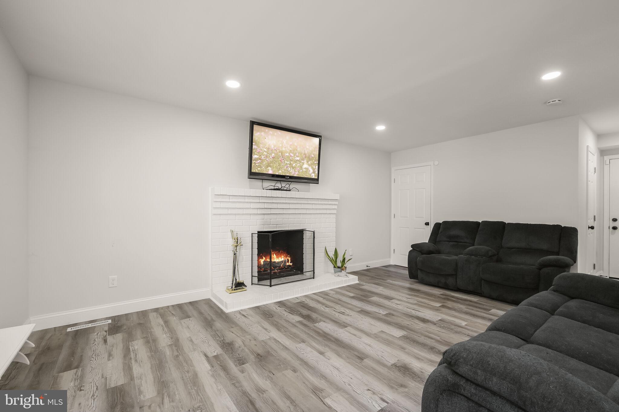 2613 Jonathan Rd