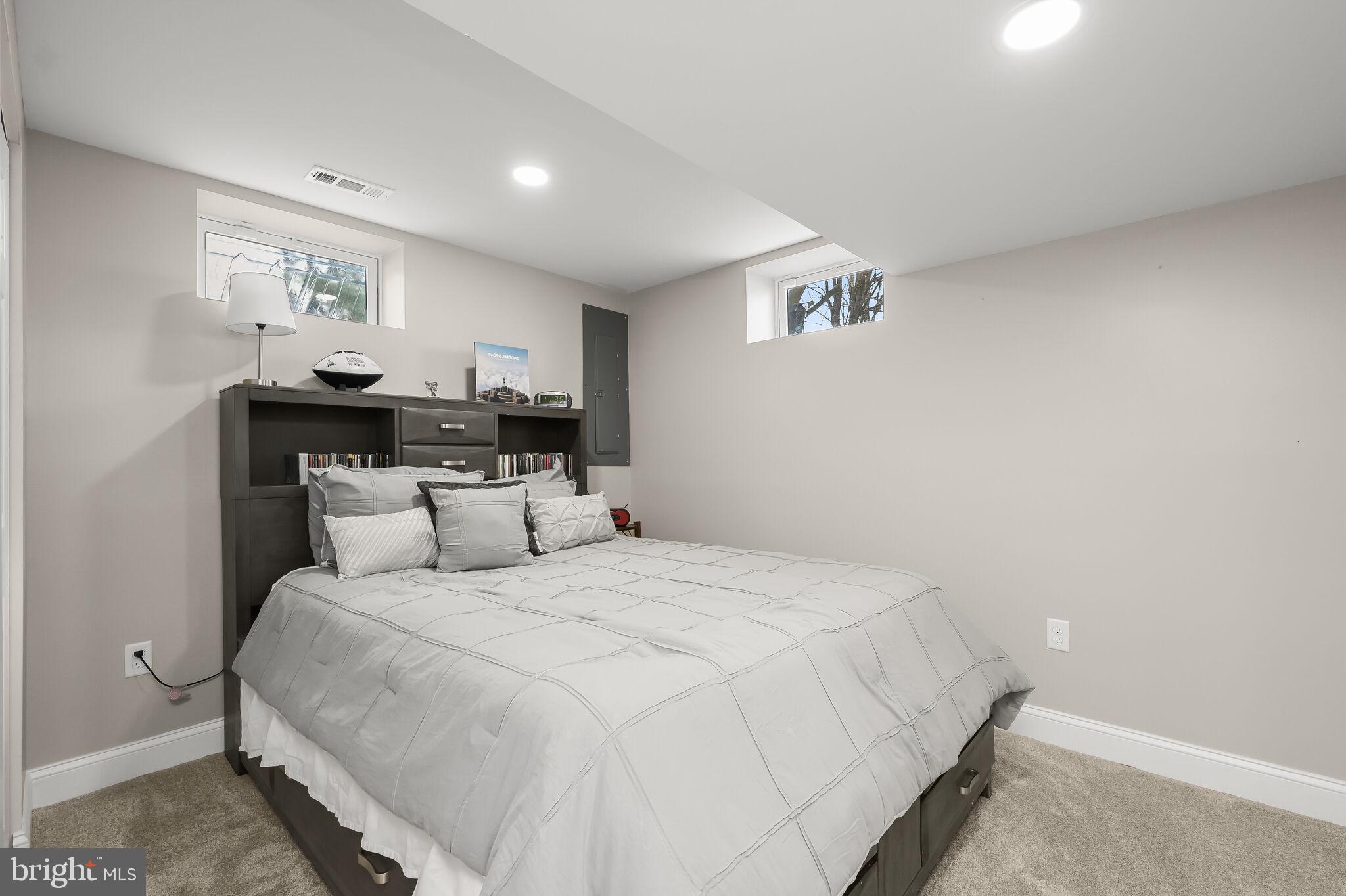 2613 Jonathan Rd