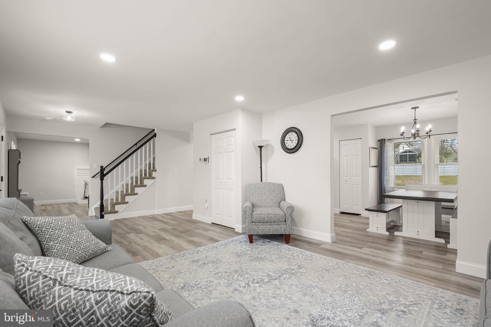 2613 Jonathan Rd