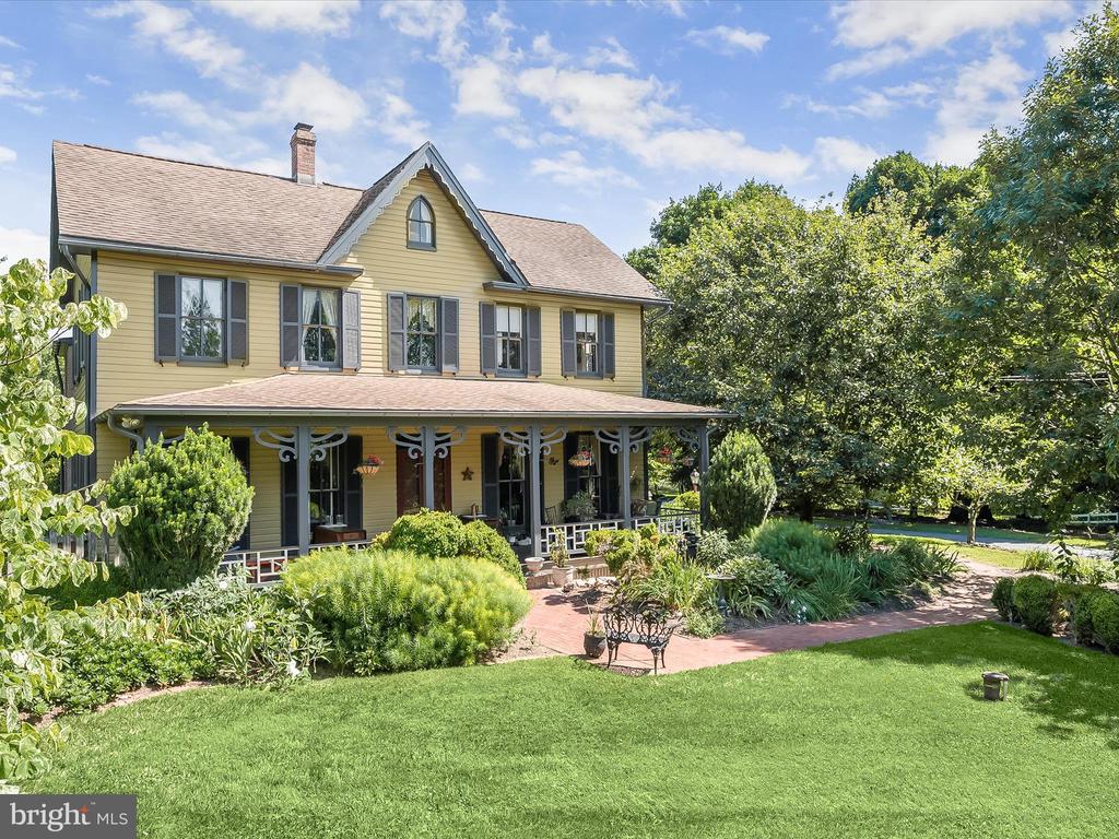 691 River Rd