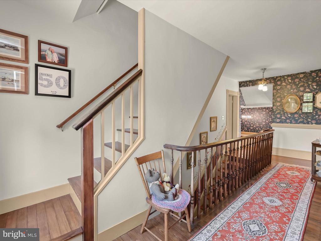 691 River Rd