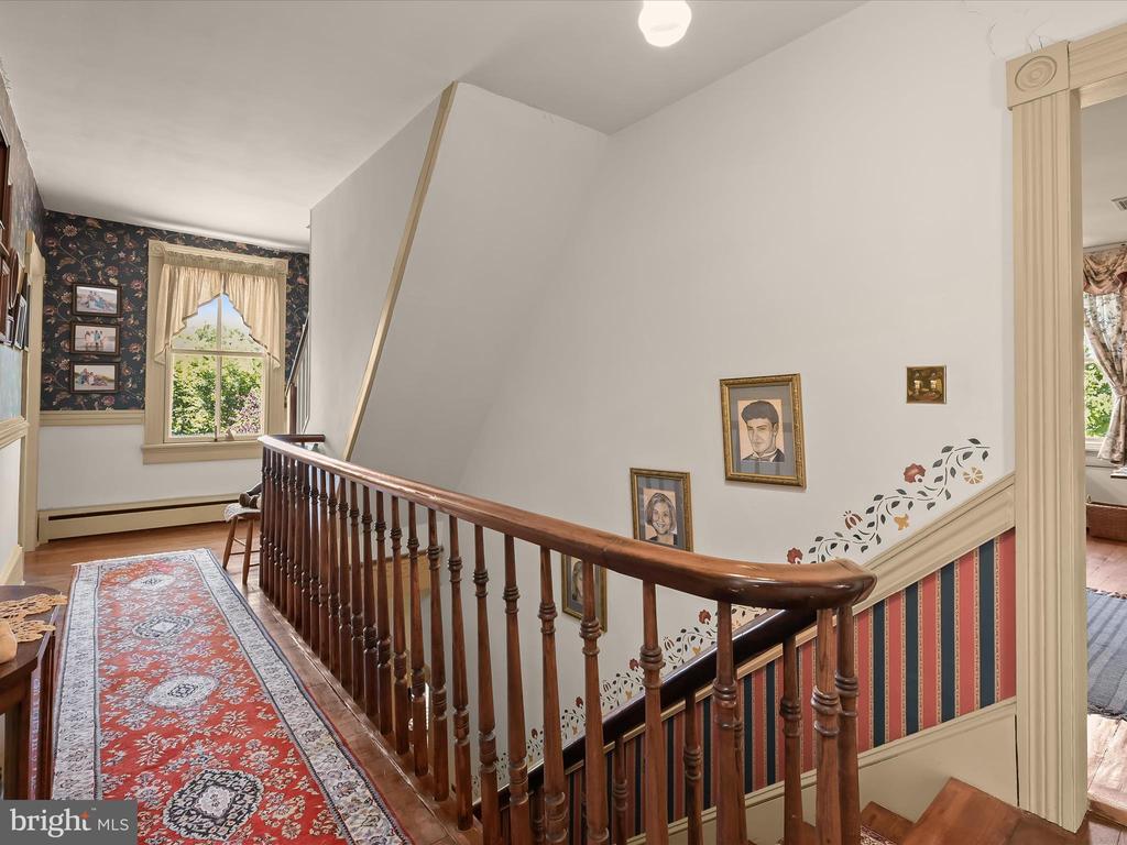 691 River Rd