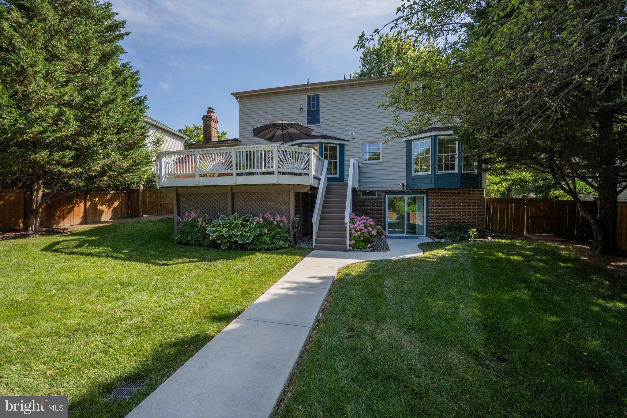 7842 Rockburn Dr