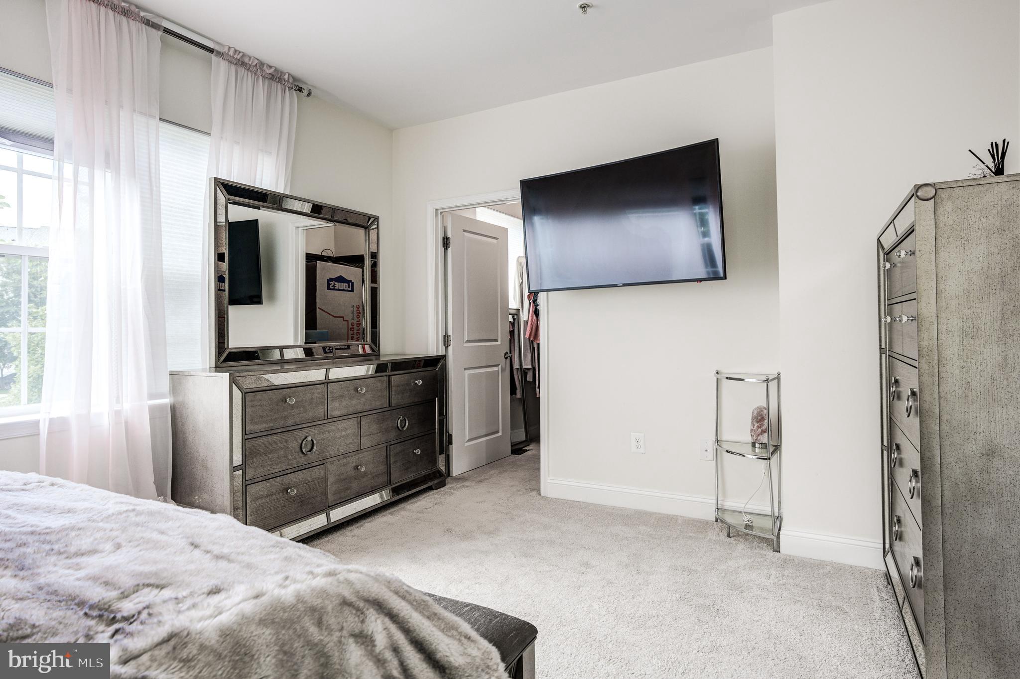 5925-1 Logans Way #19