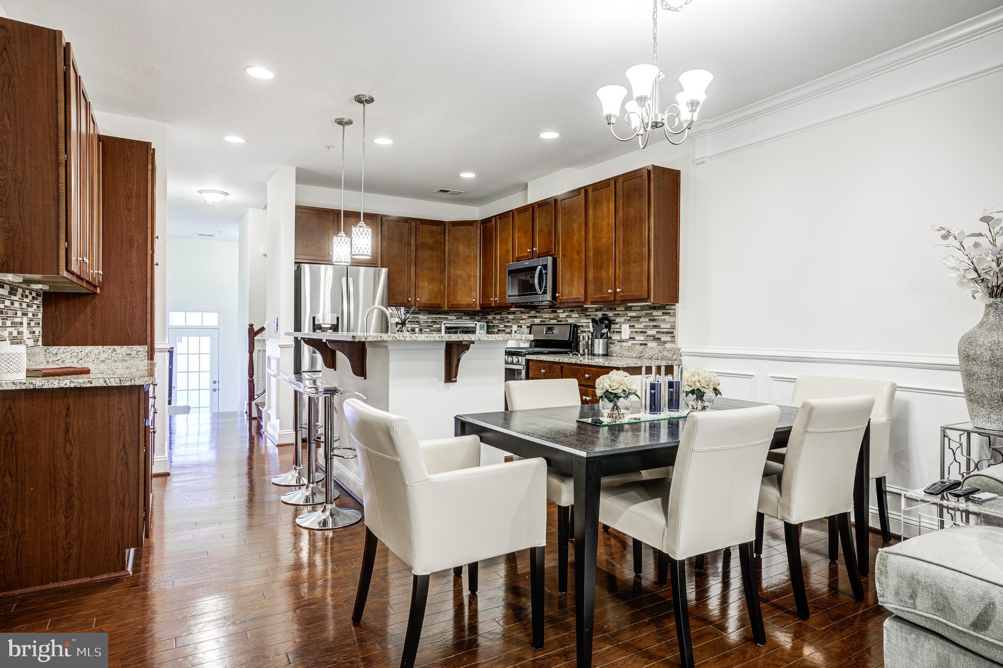5925-1 Logans Way #19