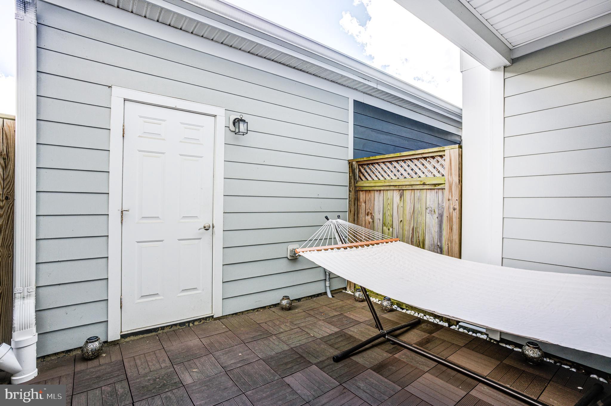 5925-1 Logans Way #19