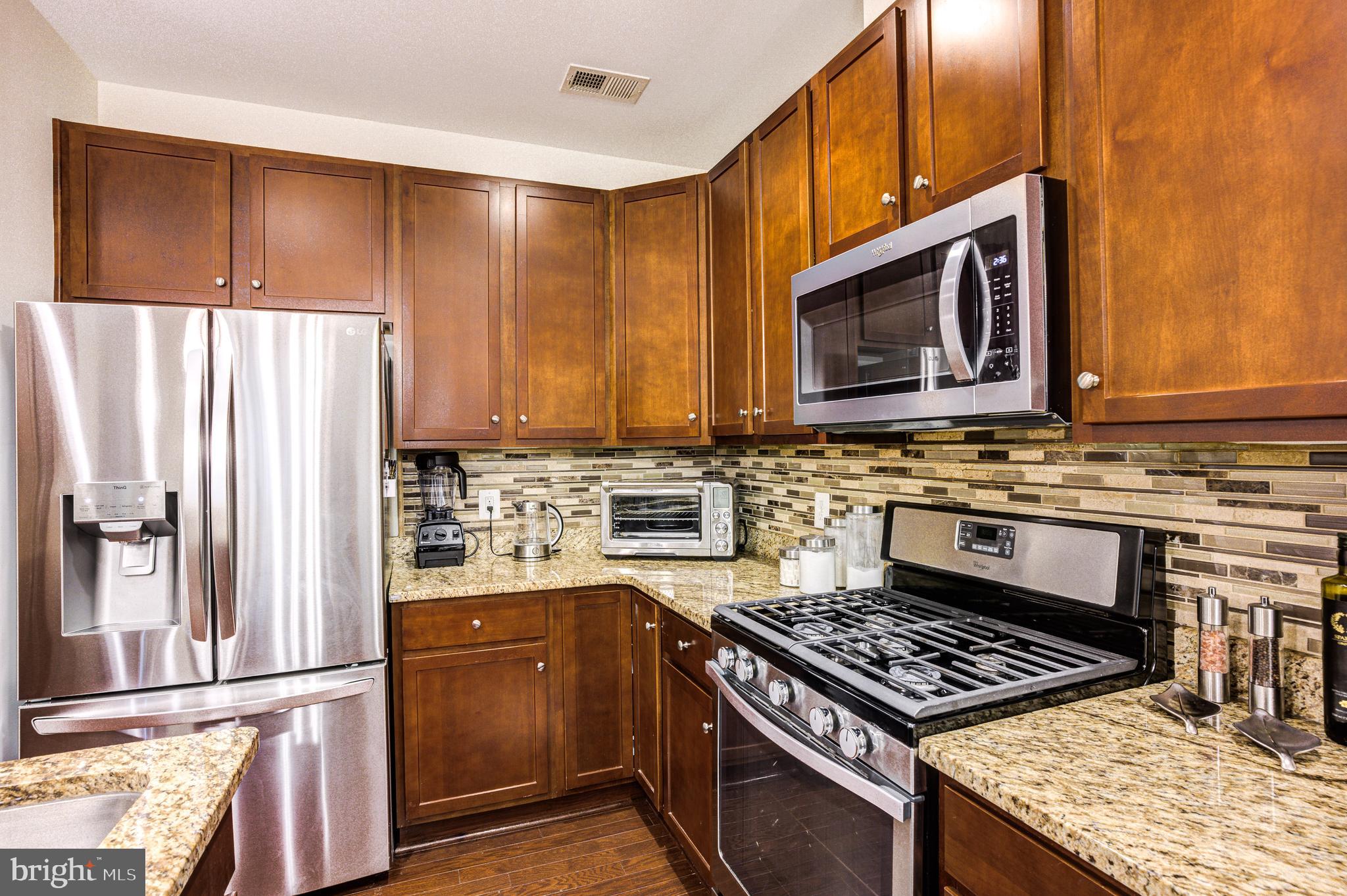 5925-1 Logans Way #19