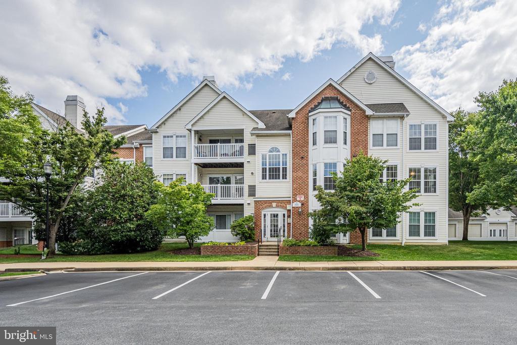 5951 Millrace Ct #C-204